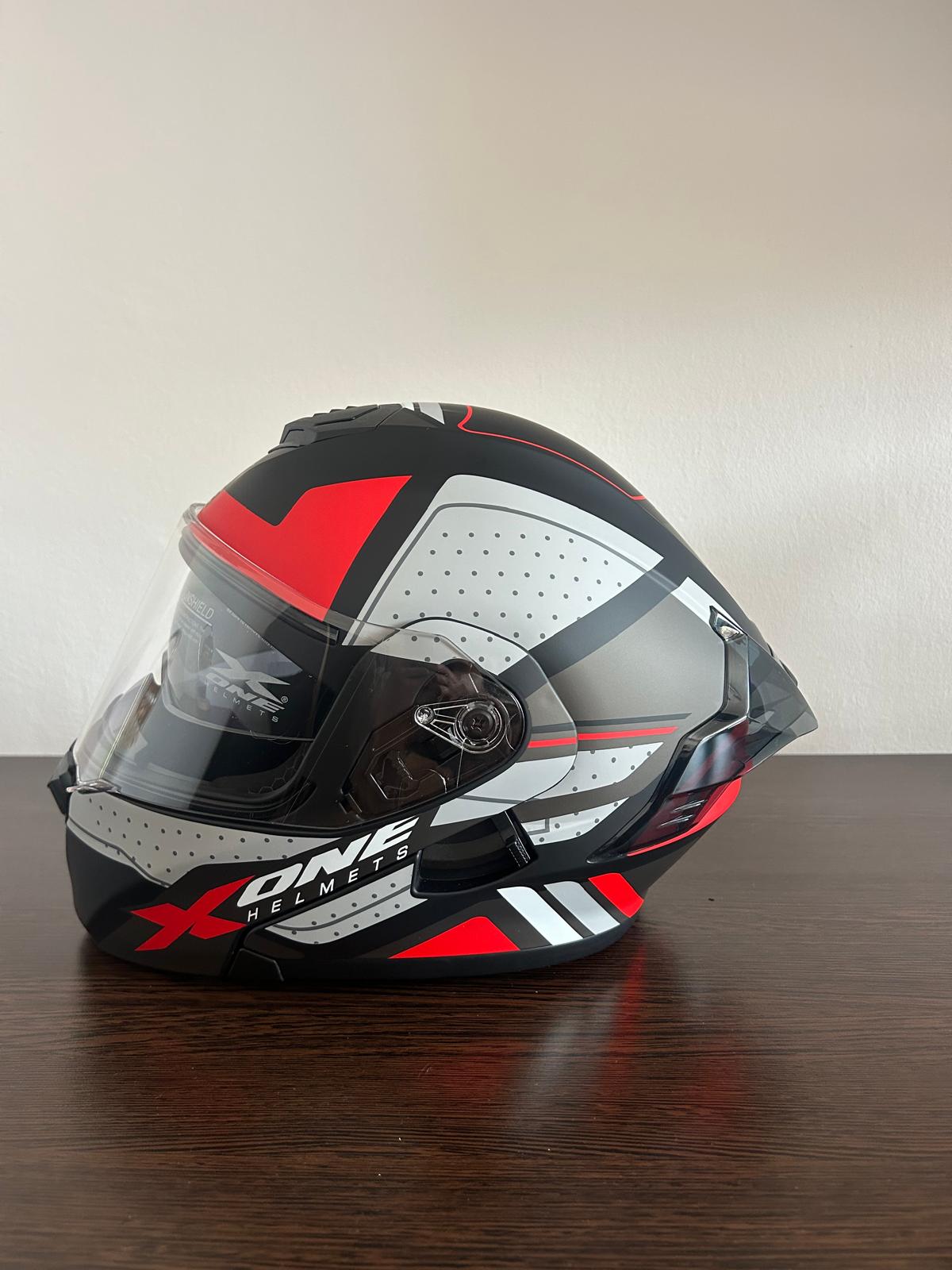 Casca moto flip-up