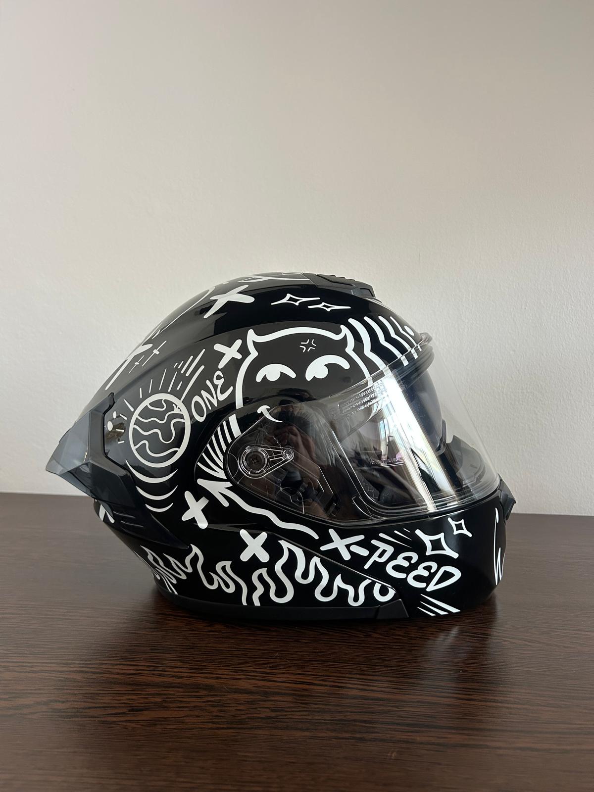 Casca moto flip-up