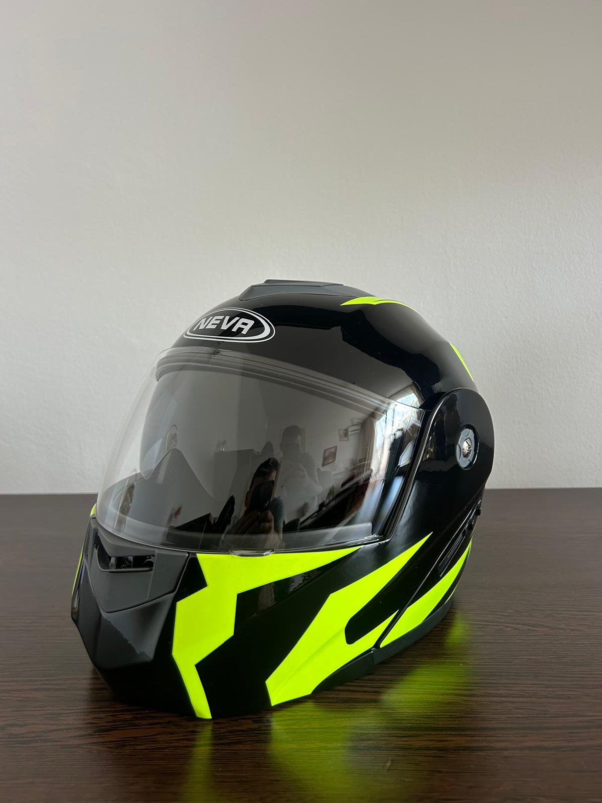 Casca moto flip-up